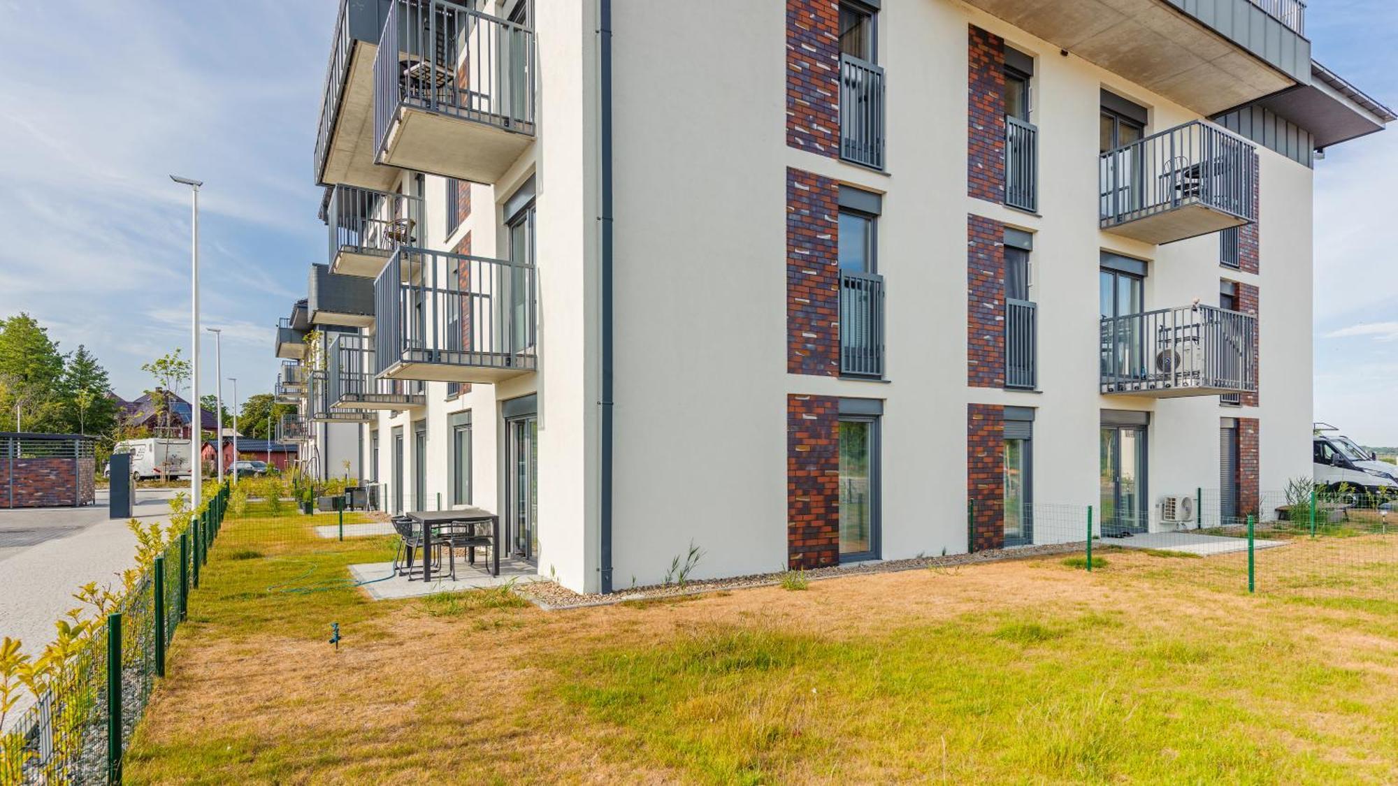 Apartamenty Sun & Snow Polwysep Dziwnow Exterior photo